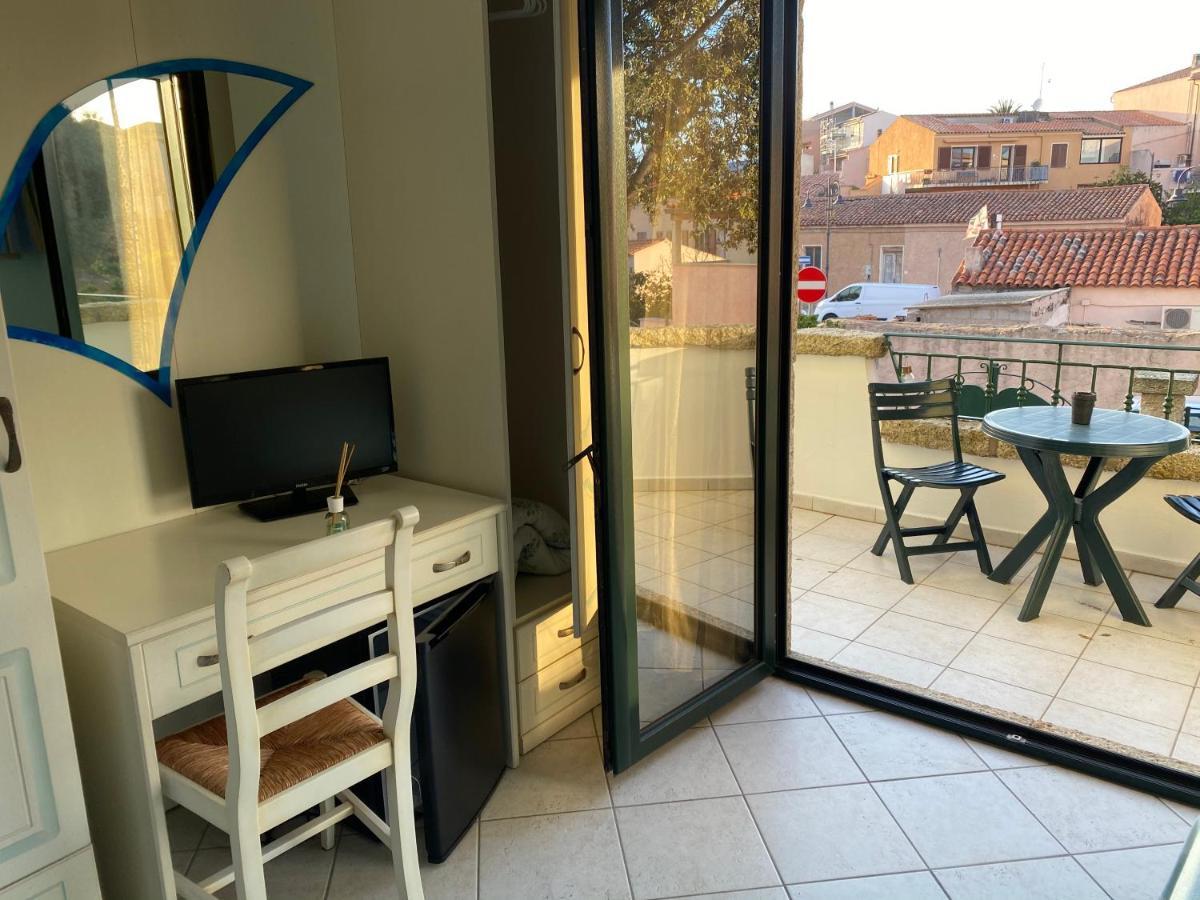 B&B Le Farfalle Palau Extérieur photo
