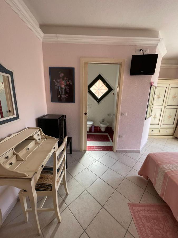 B&B Le Farfalle Palau Extérieur photo