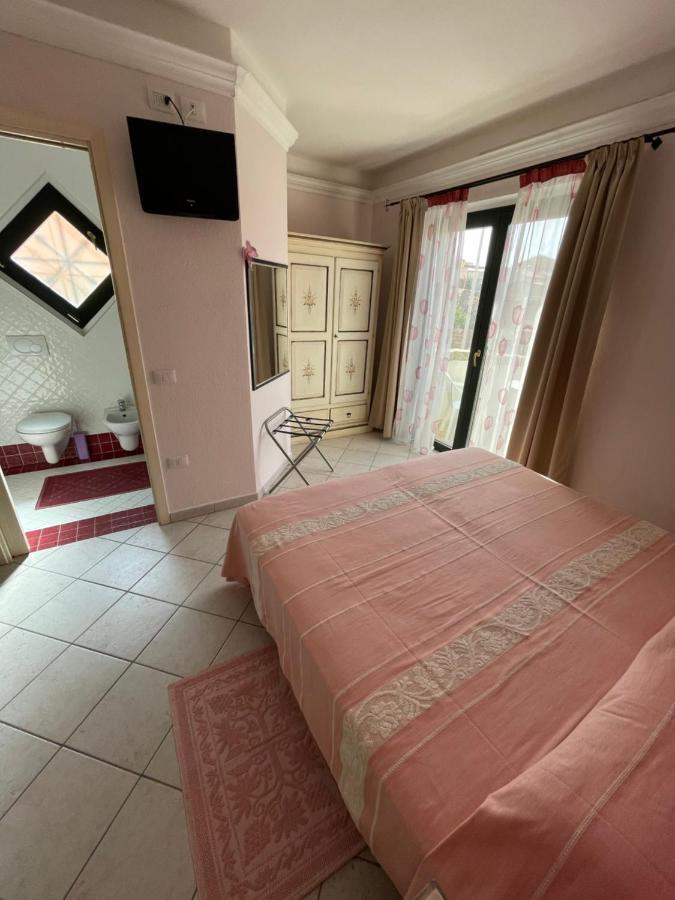 B&B Le Farfalle Palau Extérieur photo