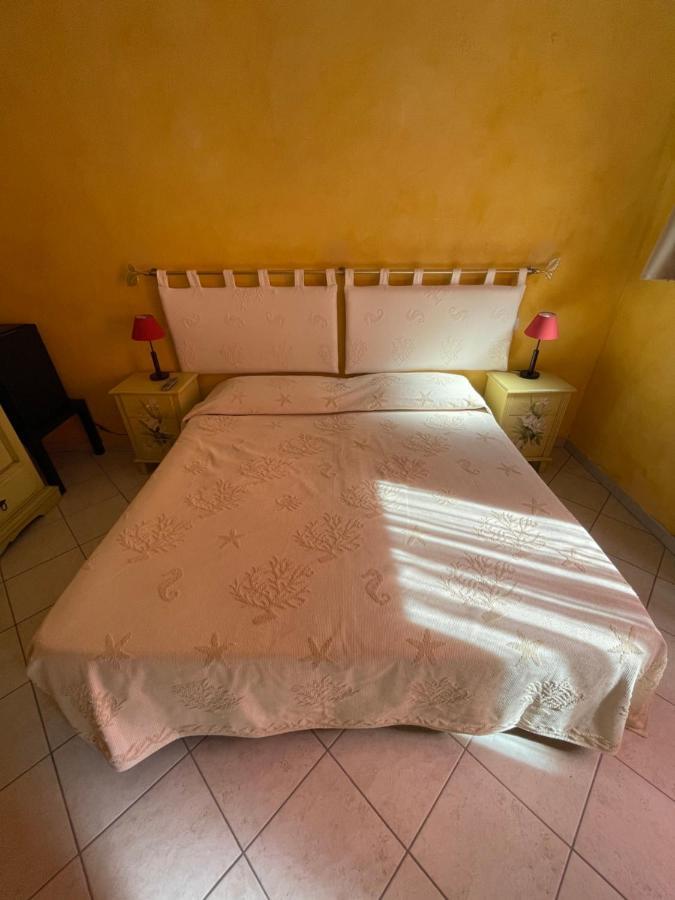B&B Le Farfalle Palau Extérieur photo